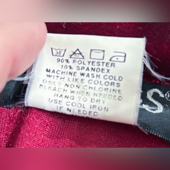 Vintage Deep Red Velvet Button Down Shirt Medium Shacket Goth Core Dark Romance - Picture 4 of 6